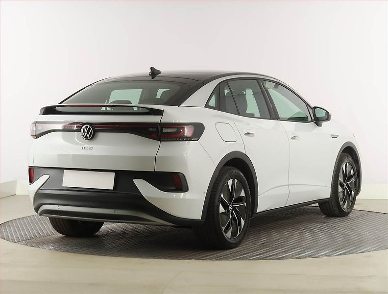Volkswagen ID.5 (2023) Pro Perf. (82 kWh), SoH 95% - fotka 5 z 25