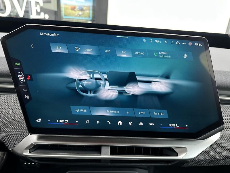 BMW iX3 50 xDrive M-Sport Pro HuD H/K - fotka 12 z 14