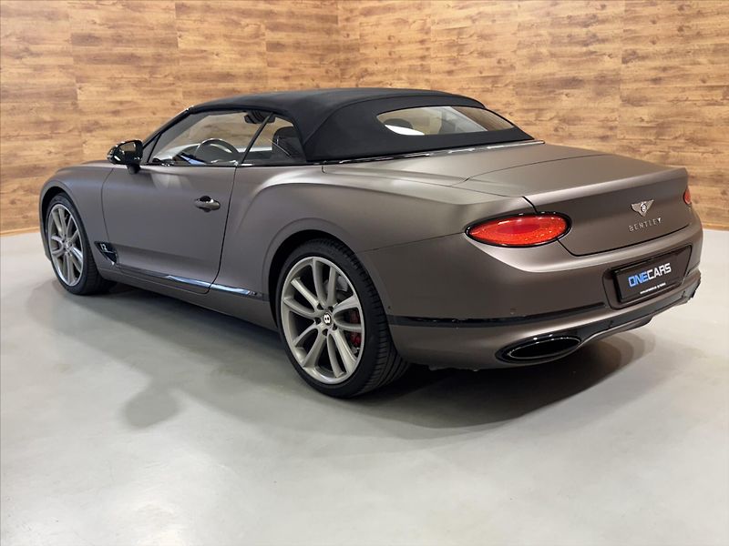 Bentley Continental GTC V12 FIRST EDITION NAIM - fotka 2 z 27