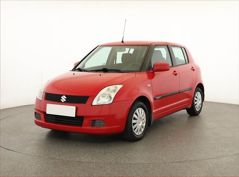 Suzuki Swift (2005) 1.3, po STK, jezdí výborně - fotka 2 z 13