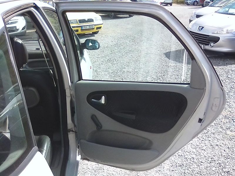 Renault Scénic (2002) 1.9 Dci Expression, jede dobře - fotka 22 z 30