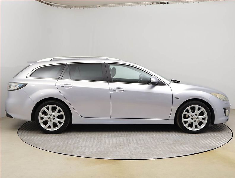 Mazda 6 (2008) 2.5, Xenony, Tempomat - fotka 6 z 18