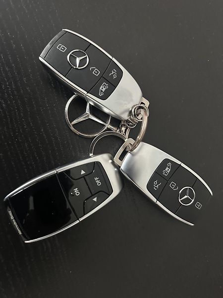 Mercedes-Benz Třídy V (2024) 300d 174kW 4M AMG LONG NT K360 - fotka 58 z 58