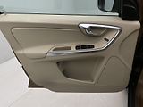 Volvo XC60 D4 AWD MOMENTUM CZ - náhled 7