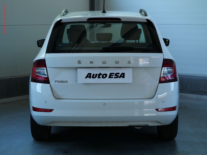 Škoda Fabia (2020) 1.0 TSi, ČR, Style, LED - fotka 5 z 22