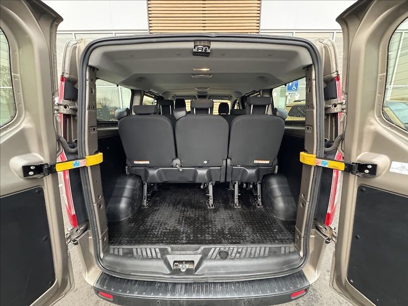 Ford Transit Custom 2,0 TITANIUM L1 - fotka 13 z 19