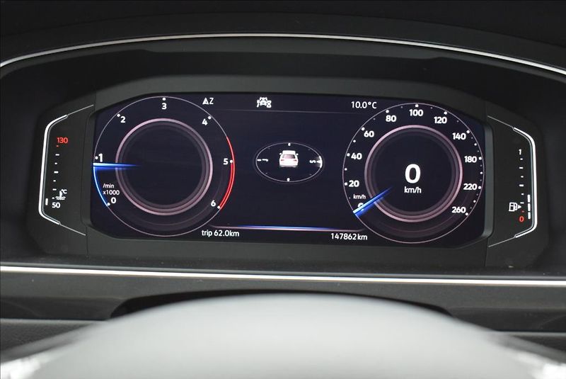 Volkswagen Tiguan 2,0 TDi, virtual,pano,navi, - fotka 35 z 44