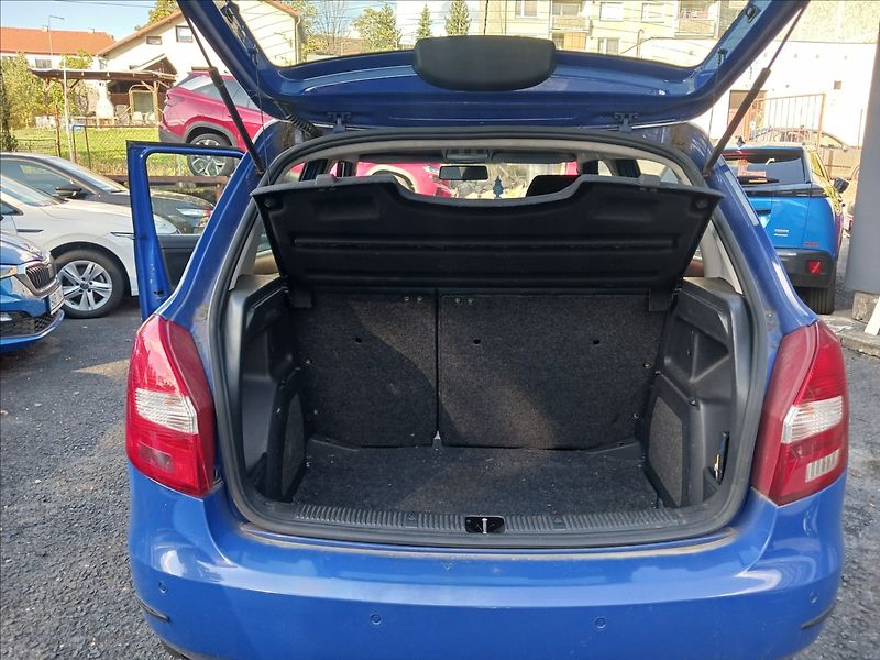 Škoda Fabia 1,4 TDI STYL  59KW - fotka 17 z 19