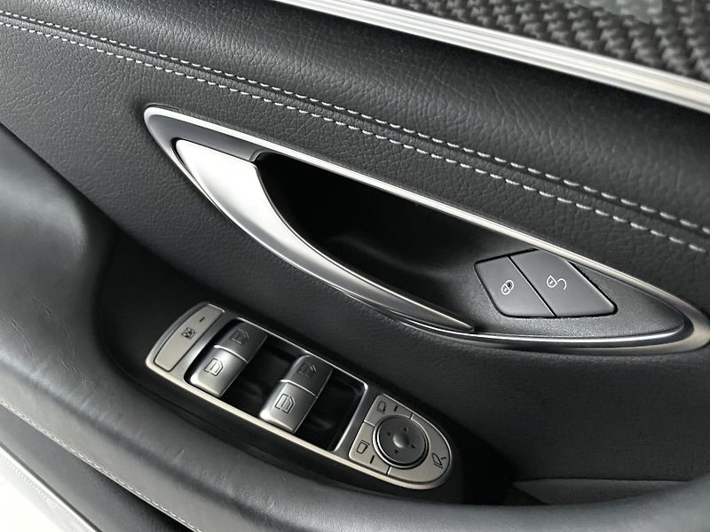 Mercedes-Benz AMG GT 63 S AMG*470kW*4Matic*Max.Výb - fotka 37 z 43
