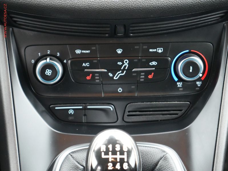 Ford C-MAX (2016) 1.0 EB, ČR, AC, výhřev sed - fotka 14 z 18
