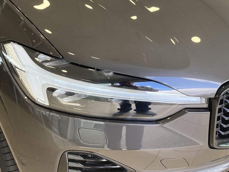 Volvo XC60 T6 eAWD Recharge Plus Dark AT8 - fotka 4 z 30