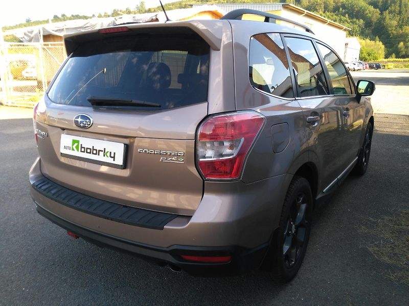 Subaru Forester 2,5i PZEV *LPG* - fotka 5 z 40