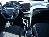 Peugeot 2008 (2017) 1.2 PT, ČR, Active - náhled 8
