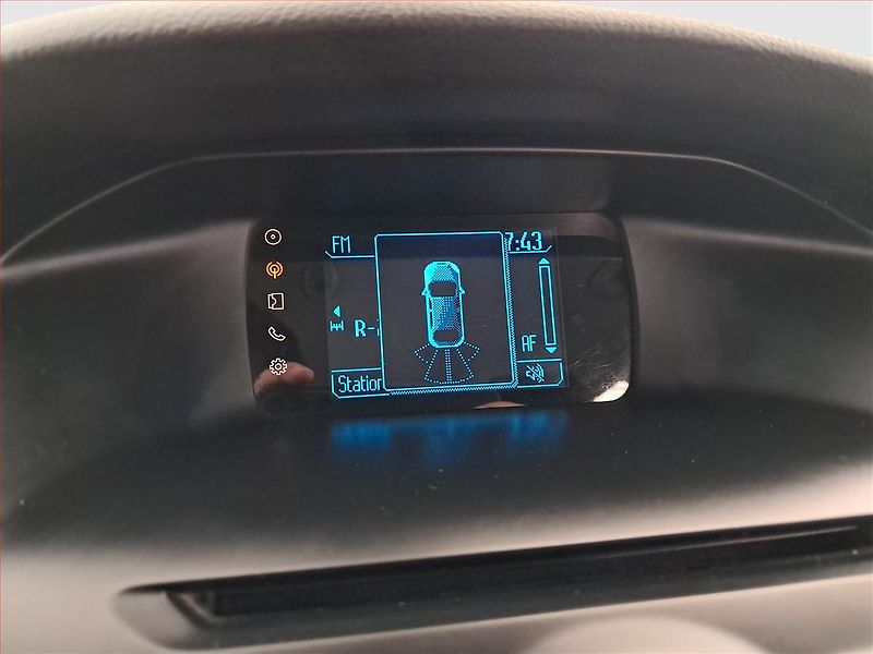 Ford Focus (2014) 1.6 TDCi, Tempomat - fotka 16 z 19