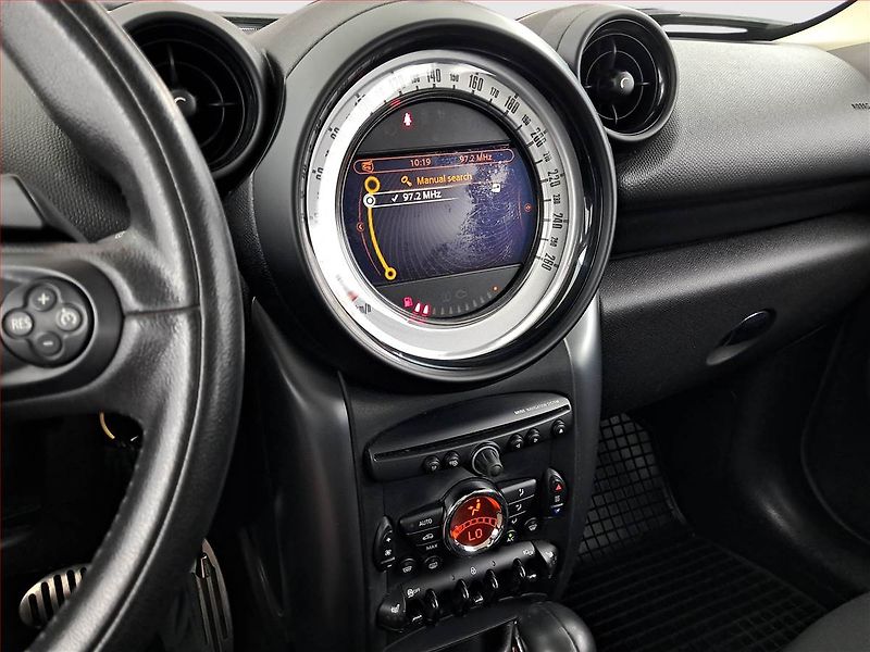 Mini Countryman (2014) Cooper SD, Automat, Navi - fotka 12 z 25