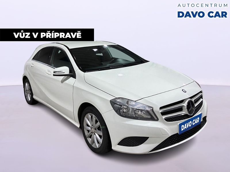 Mercedes-Benz Třídy A 1,6 200 115kW Sport - fotka 2 z 17