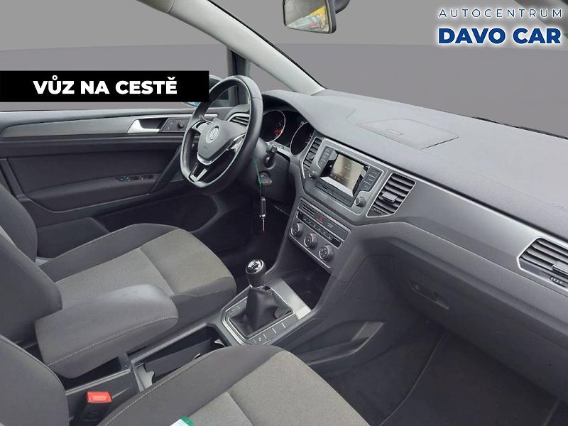 Volkswagen Golf Sportsvan 1,2 TSI Klima Serv.kniha 1.Maj - fotka 4 z 10