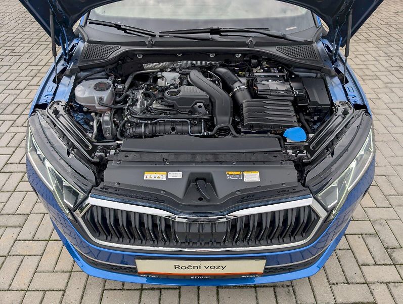 Škoda Octavia (2025) 1.5 TSI / 110 kW Top Selection - fotka 14 z 30