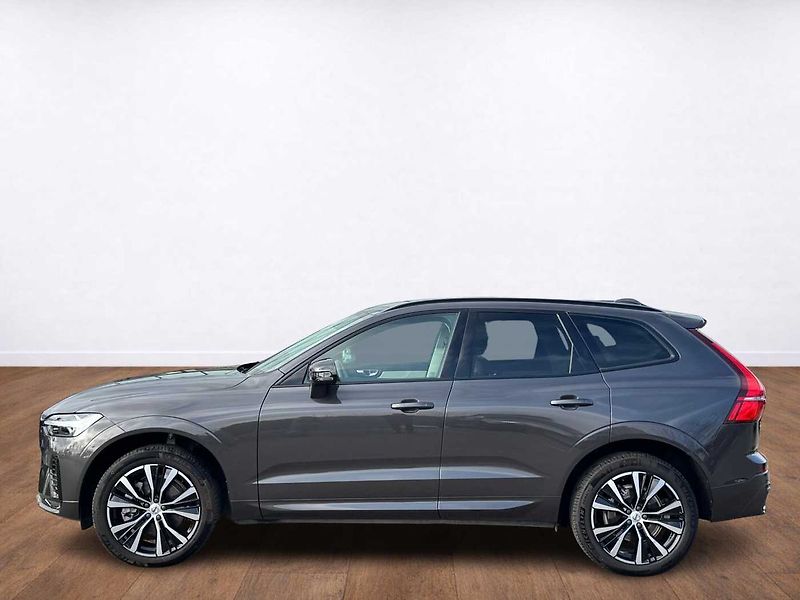 Volvo XC60 Plus B4 AWD Light paket - fotka 2 z 23