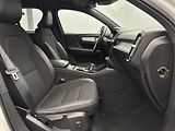 Volvo XC40 T4 MOMENTUM AUT - náhled 23