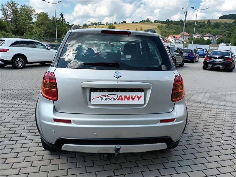Suzuki SX4 1,6 VVT,88KW,4X4,VÝHŘEV,KOLA - fotka 6 z 47