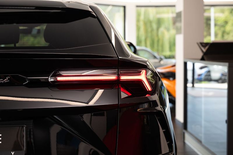 Lamborghini Urus Bang&Olufsen/360/Pano - fotka 27 z 27