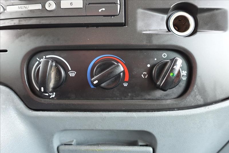 Ford Transit 2,2 TDCi  L3H2 9MÍST BUS KLIMA - fotka 36 z 38