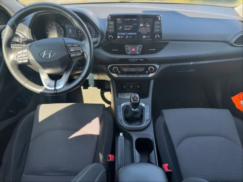 Hyundai i30 1,0 TGDI 120 Comfort - fotka 7 z 10