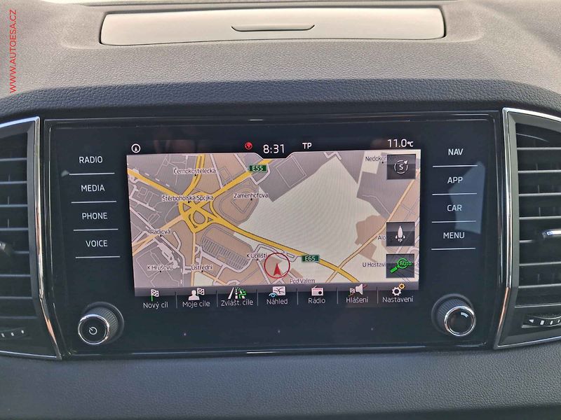 Škoda Karoq (2018) 1.5 TSi, Style, LED, navi - fotka 17 z 18