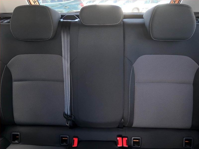 Škoda Fabia (2024) Selection 1.0 TSI, Serv.kniha - fotka 10 z 16