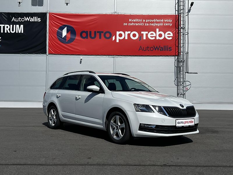 Škoda Octavia 1.4TSI 110kW DSG Kůže DPH - fotka 2 z 23