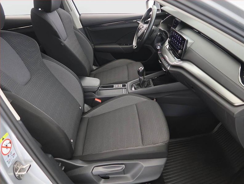 Škoda Octavia (2022) Ambition 2.0 TDI, ČR,1.maj - fotka 9 z 24