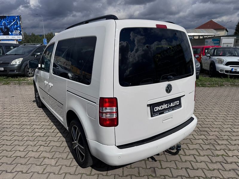 Volkswagen Caddy (2013) EDITION 30 1,6 TDI 75 KW TAŽNÉ - fotka 4 z 50