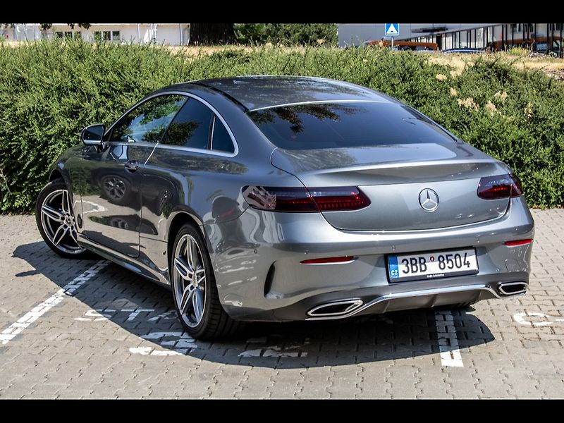 Mercedes-Benz Třídy E D 2017 AT 143kW - fotka 6 z 26