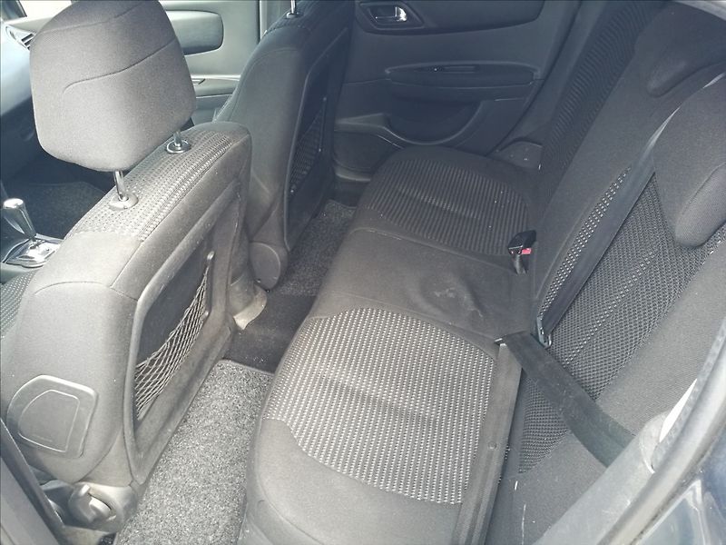 Citroën C4 1,6 HDi - fotka 16 z 20