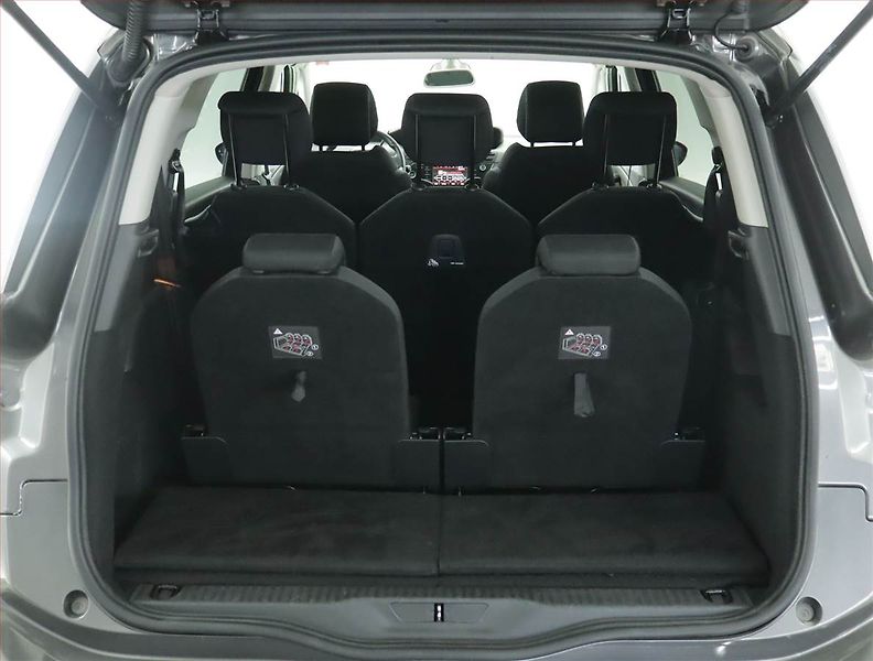 Citroën Grand C4 SpaceTourer (2020) 1.5 HDi, Automat, 7 míst, Navi - fotka 17 z 20