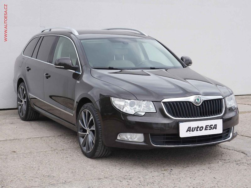Škoda Superb (2012) 2.0TDi, AT, autoAC - fotografie inzerátu