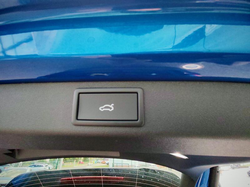 Škoda Elroq Sportline 61 kW + Advenced pak - fotka 16 z 18
