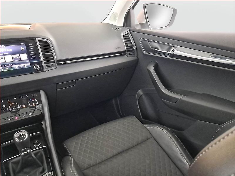 Škoda Karoq (2021) 1.5 TSI - fotka 8 z 21