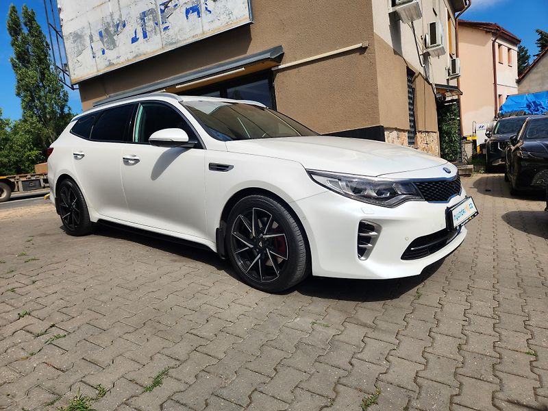 Kia Optima 2.0-GTLINE-AUTOMAT-NAVI-KAMERA - fotka 4 z 11