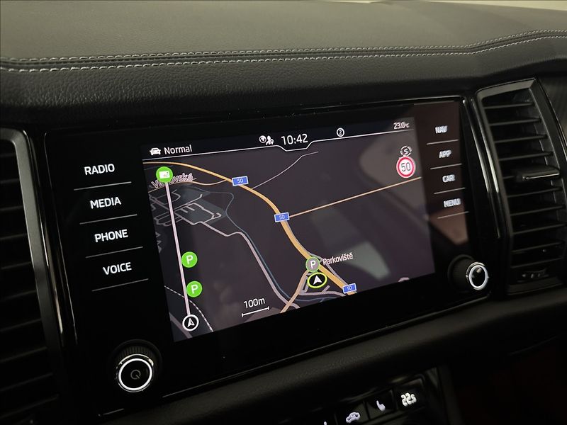 Škoda Kodiaq 2,0 TDi  DSG Sportline Virtual - fotka 30 z 50