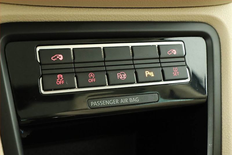 Volkswagen Sharan (2011) 2.0 TDI, 7 míst, Tempomat - fotka 19 z 25