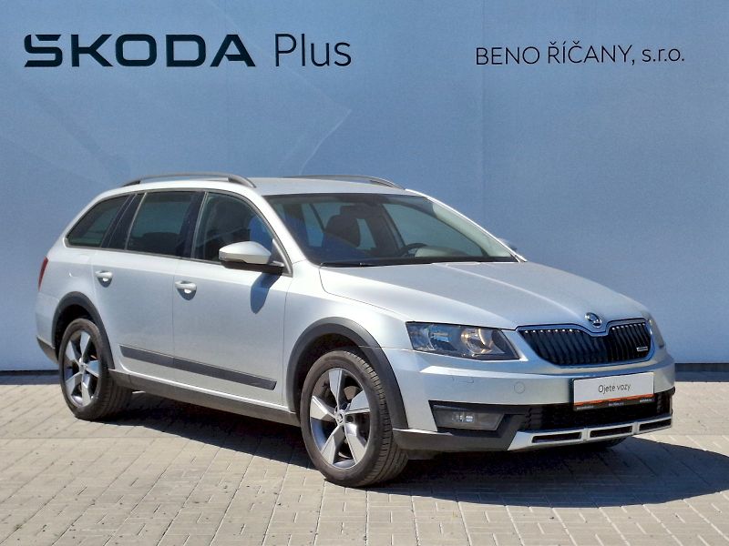 Škoda Octavia (2015) Combi Scout 4x4 2,0TDi 110kW - fotka 9 z 31