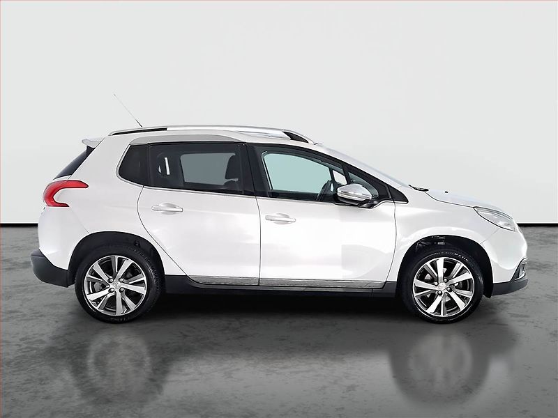 Peugeot 2008 (2014) 1.6 VTi, Navi, Tempomat - fotka 6 z 18