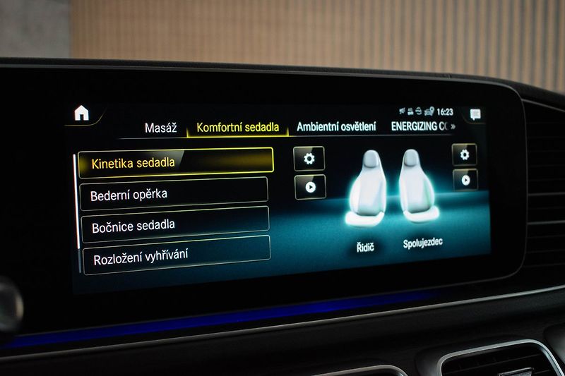 Mercedes-Benz GLS 400d AMG*TAŽNÉ*7.MÍST*DPH*ČR* - fotka 31 z 46