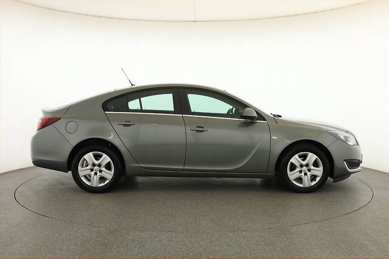 Opel Insignia (2016) 1.6 CDTI, Serv.kniha, Tempomat - fotka 6 z 18