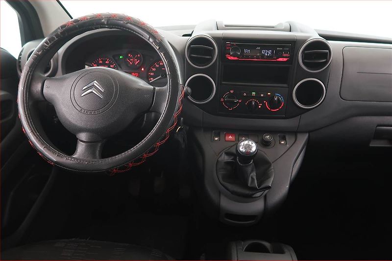 Citroën Berlingo (2008) 1.6 HDi, 5Míst, ČR - fotka 7 z 15