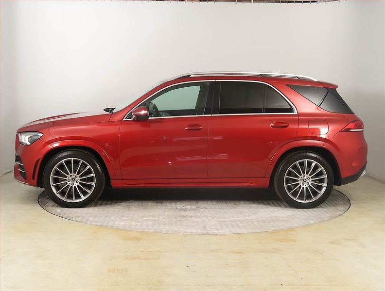 Mercedes-Benz GLE (2021) 350 de - fotka 3 z 26