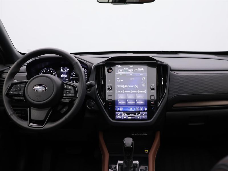 Subaru Forester 2,0 e-EyeSight 100kW CZ CVT - fotka 27 z 35