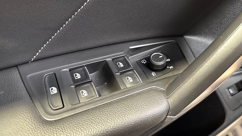Volkswagen Tiguan 2.0 TDI BMT 4MOTION 147 kW DSG - fotka 10 z 15